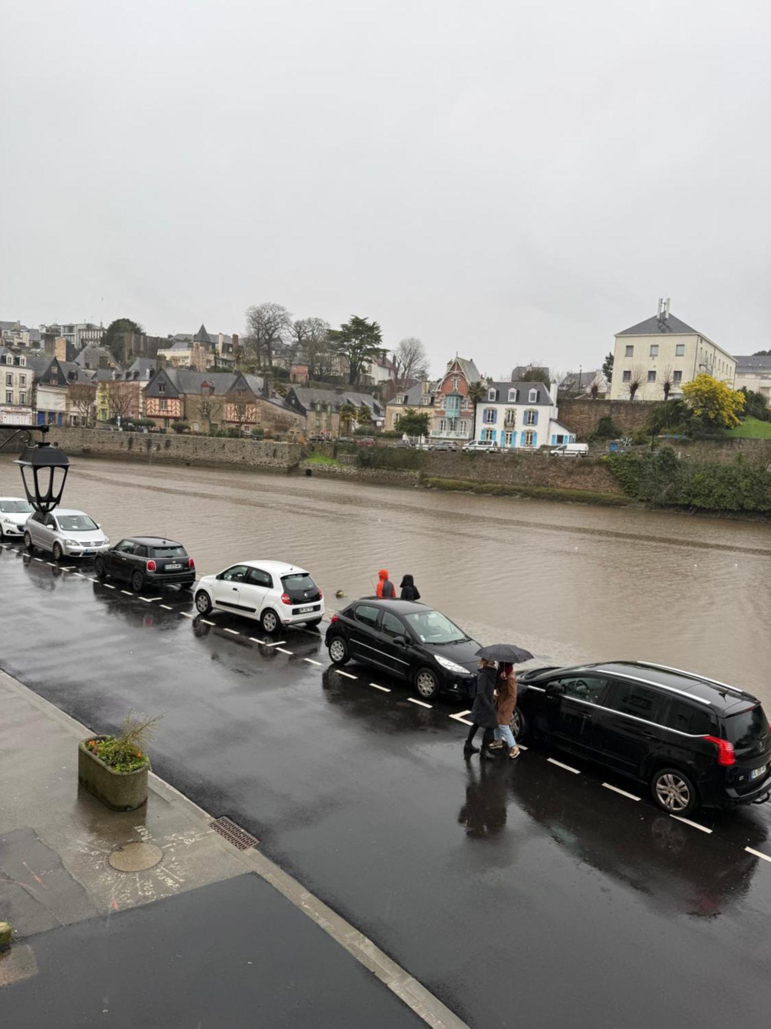 Appartement T2 Vue Sur La Riviere Avec Garage Privatif - Port De Saint-Goustan Auray Buitenkant foto