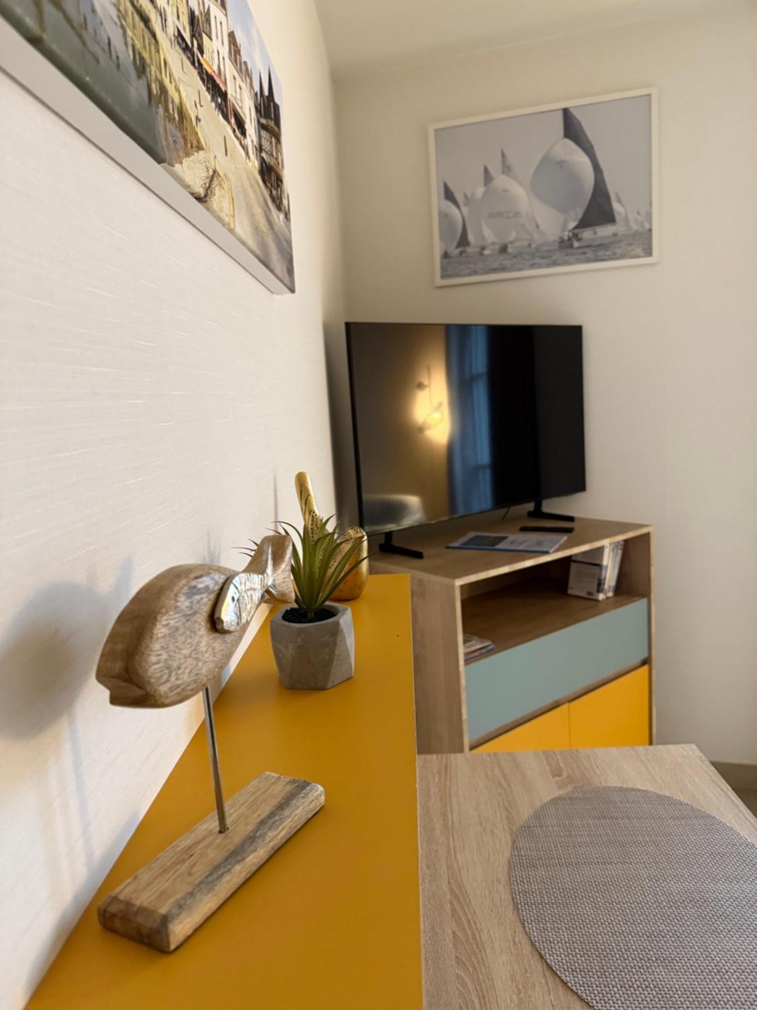 Appartement T2 Vue Sur La Riviere Avec Garage Privatif - Port De Saint-Goustan Auray Buitenkant foto